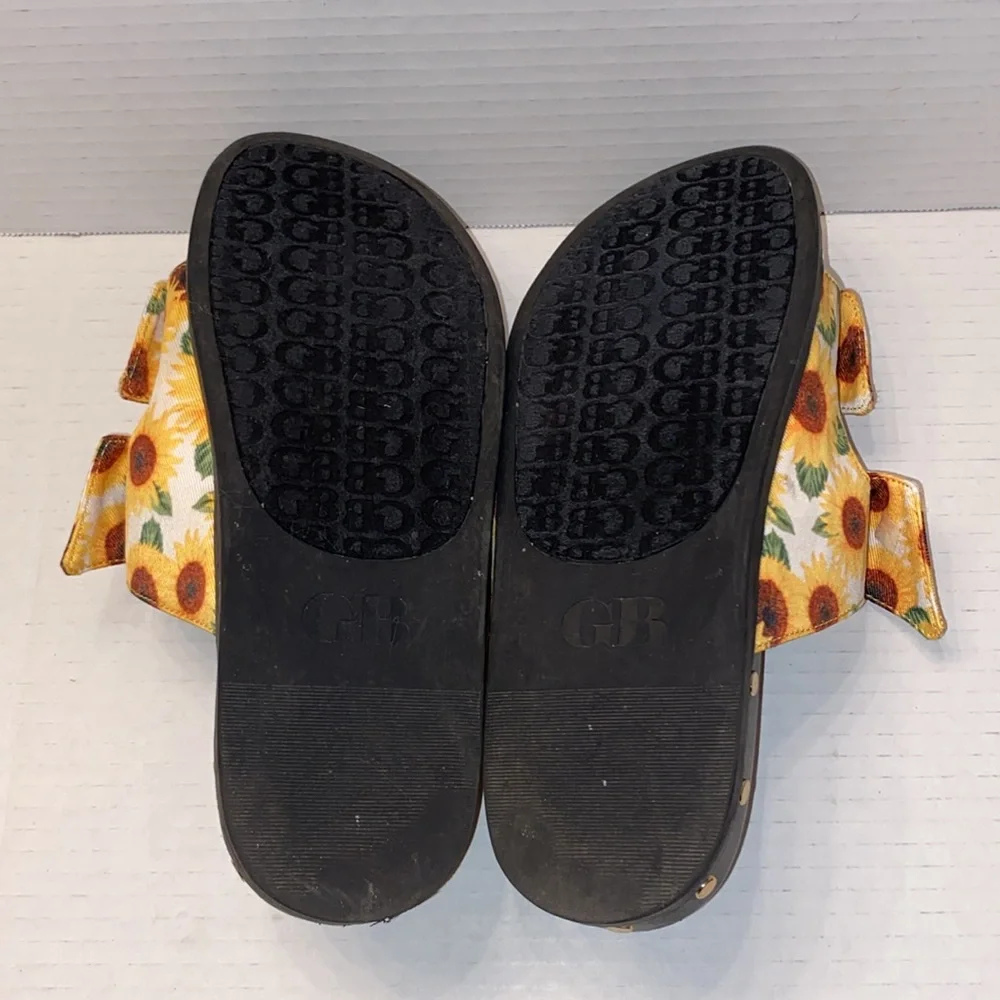 GB Peace Out Sunflower Bow Studded Detail Sandals/Slip-on Womens Sz-7 - Picture 7 of 7